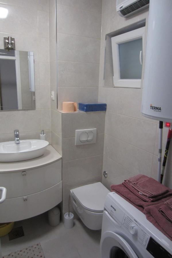 Apartman Valinor Miholascica Extérieur photo